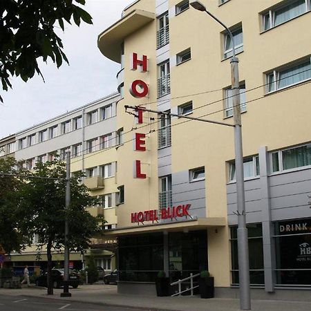 Hotel Blick กดิเนีย ภายนอก รูปภาพ